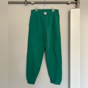 Aritzia TNA Cozy fleece joggers | Size small